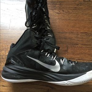 Nike Hyperdunk Sneakers